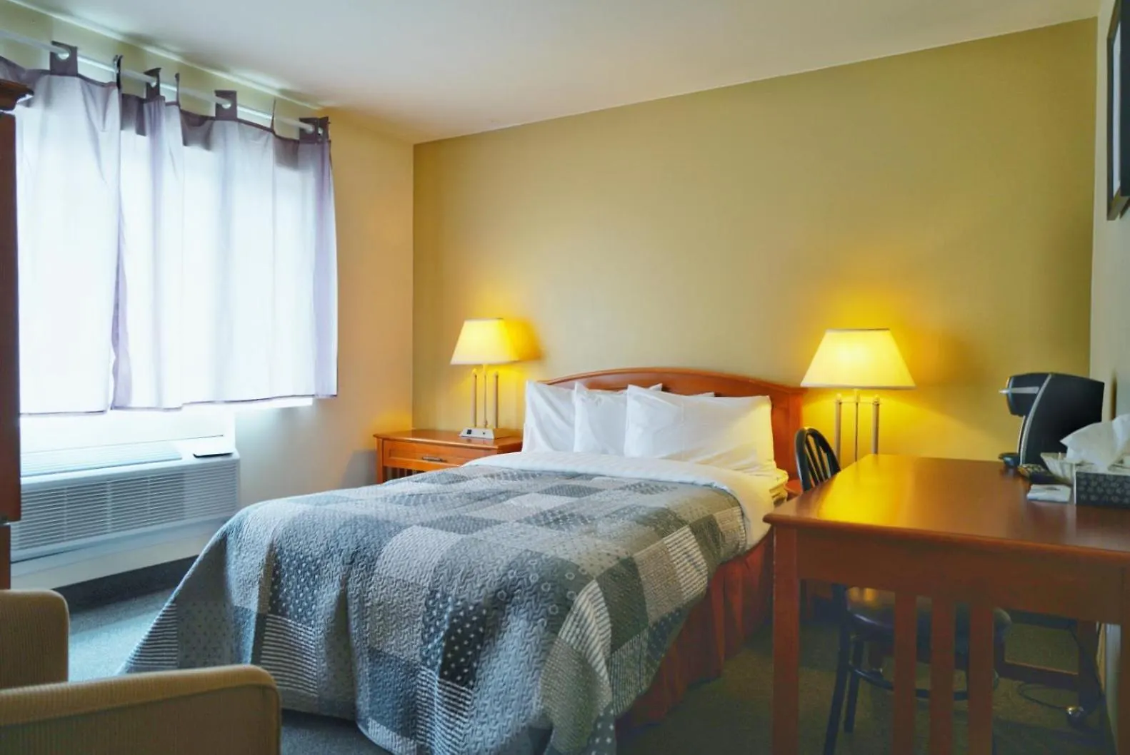 ***  Hotel Le Mirage Saint-Basile-le-Grand Canada